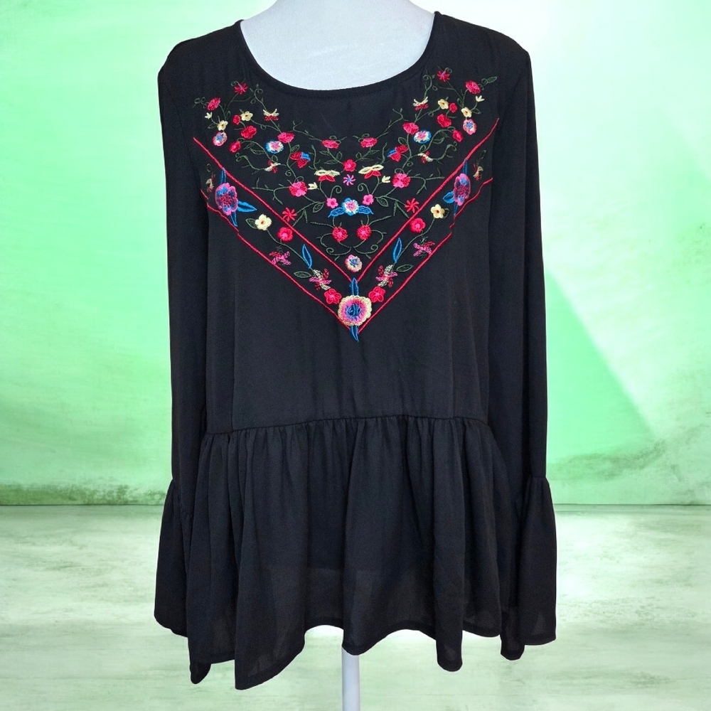 Floral Embroidered Black Blouse Bohemia  Size M